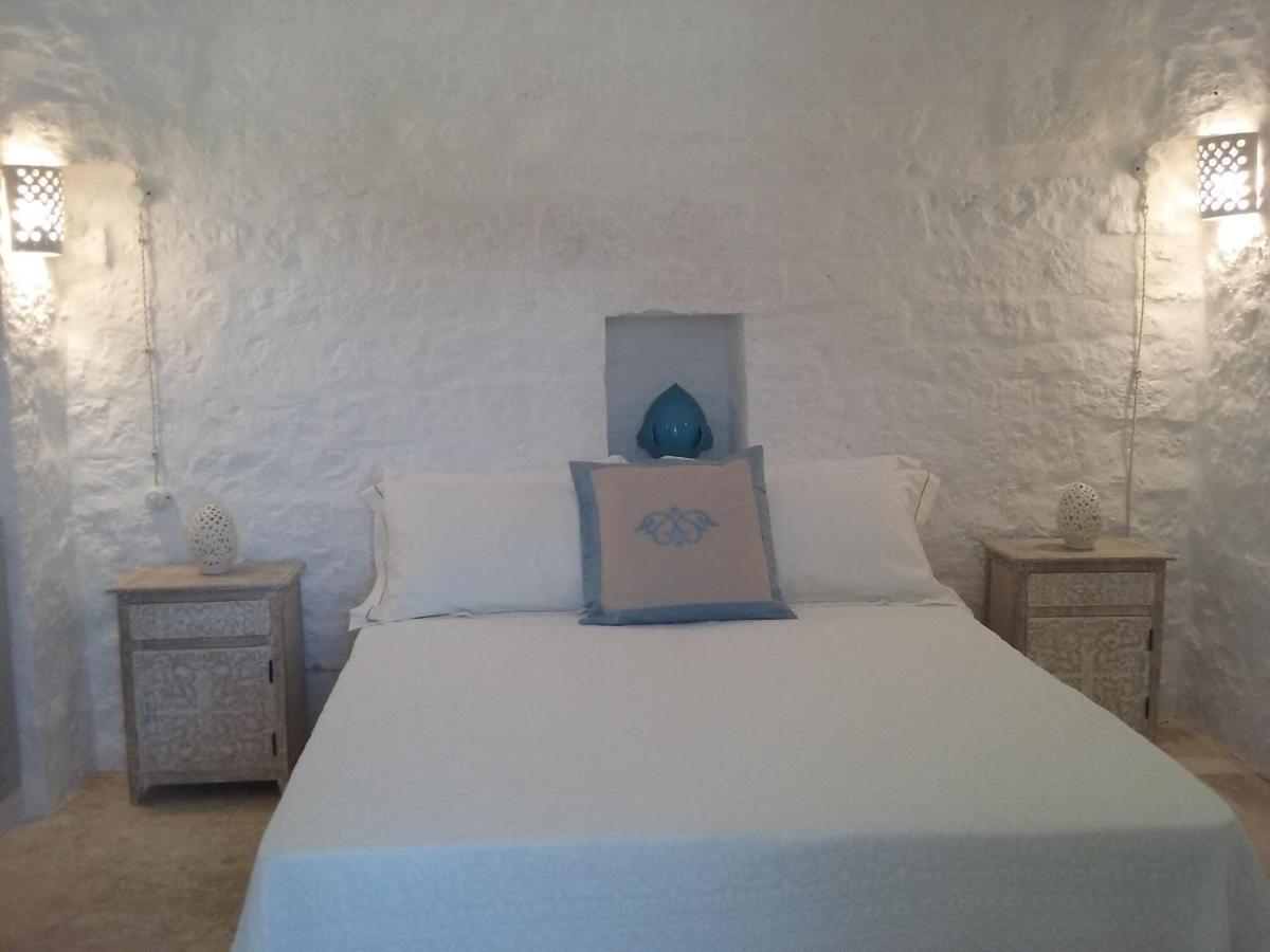 Trullisia Bed And Breakfast Alberobello Exterior photo