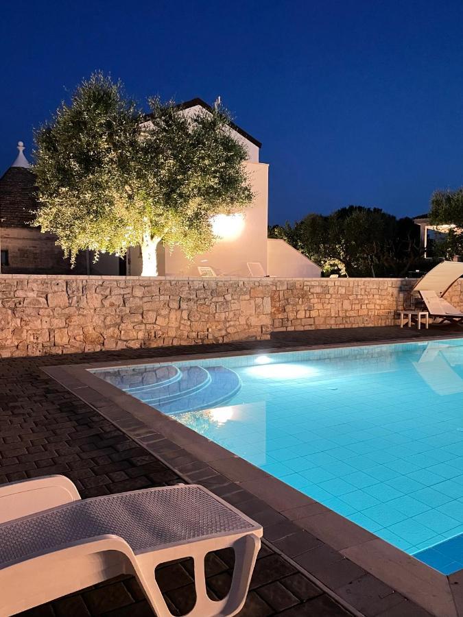 Trullisia Bed And Breakfast Alberobello Exterior photo